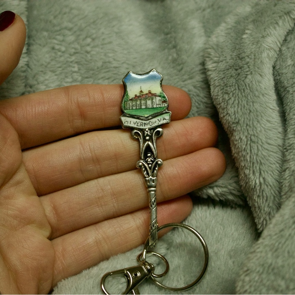 Souvenir Spoon Keychains - Picture 3 of 8